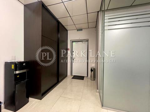 коммерческая по адресу Валерия Лобановского просп., 144