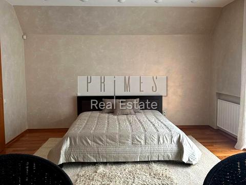 будинок за адресою Жовтнева вул.