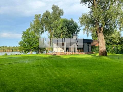 будинок за адресою Жовтнева вул.