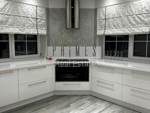 будинок за адресою Жовтнева вул.