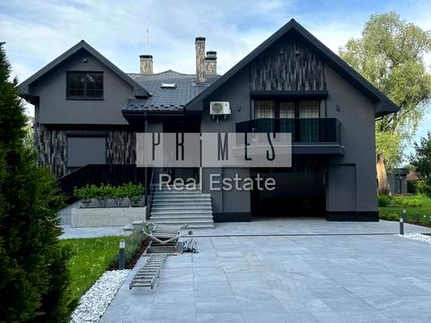 будинок за адресою Жовтнева вул.