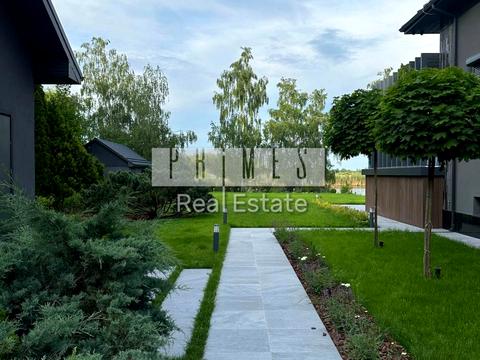 будинок за адресою Жовтнева вул.