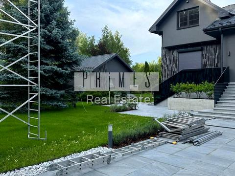 будинок за адресою Жовтнева вул.