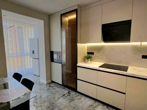 квартира по адресу Черновола ул., 1