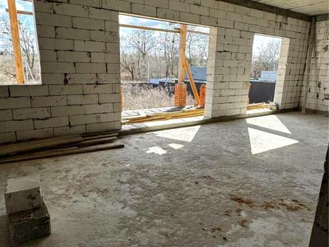 будинок за адресою Вишнева вул.