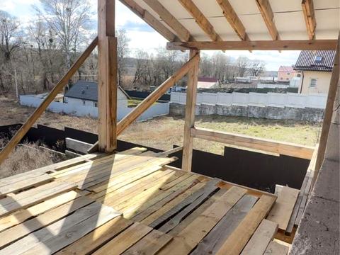 будинок за адресою Вишнева вул.