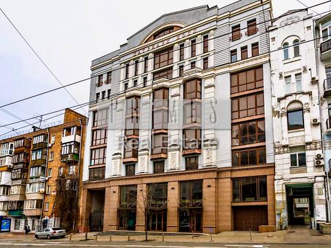 комерційна за адресою Саксаганського вул., 78-Б