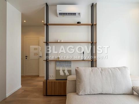 квартира по адресу Родины Костяковских ул., 10/8