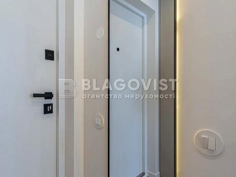 квартира по адресу Родины Костяковских ул., 10/8