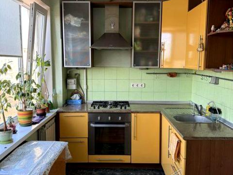 квартира за адресою Київ, Прирічна вул., 27