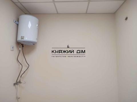 комерційна за адресою Глибочицька вул., 17Б