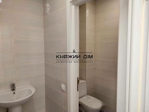 комерційна за адресою Глибочицька вул., 17Б