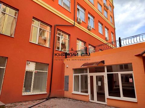 комерційна за адресою Глибочицька вул., 17Б