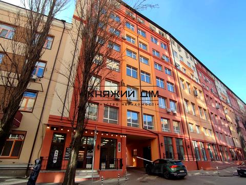 комерційна за адресою Глибочицька вул., 17Б