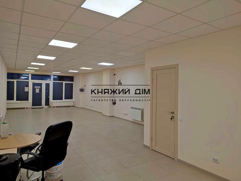 комерційна за адресою Глибочицька вул., 17Б
