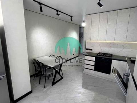 квартира по адресу Василия Симоненко ул., (Будинок 3)