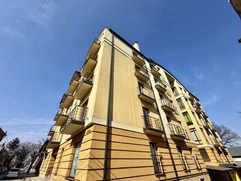 квартира за адресою Конституційна вул. (28 Червня), 42