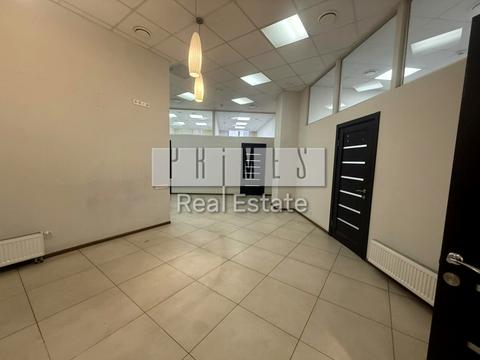 коммерческая по адресу Андрея Верхогляда ул. (Михайла Драгомирова), 16