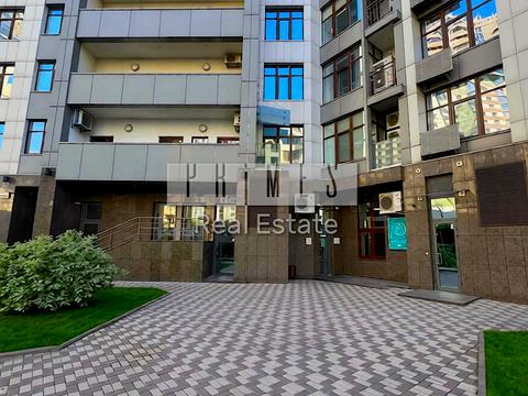 комерційна за адресою Андрія Верхогляда вул. (Михайла Драгомирова), 16