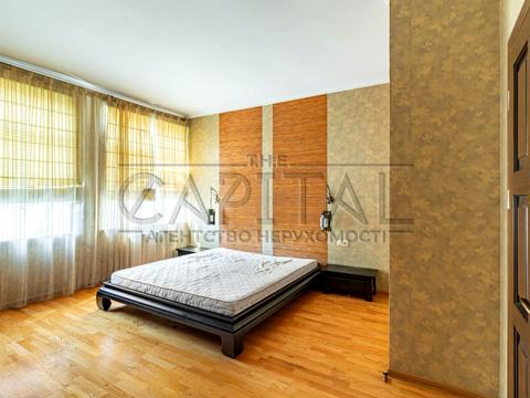 будинок за адресою Огіркова вул.