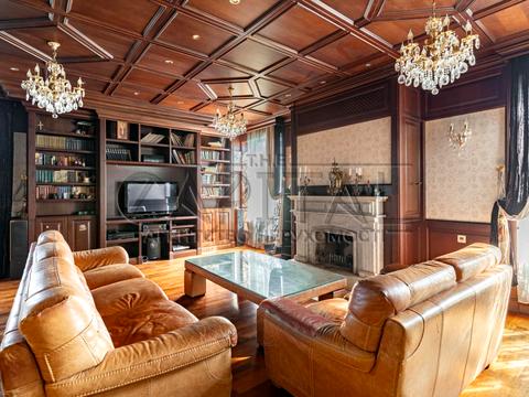 будинок за адресою Огіркова вул.