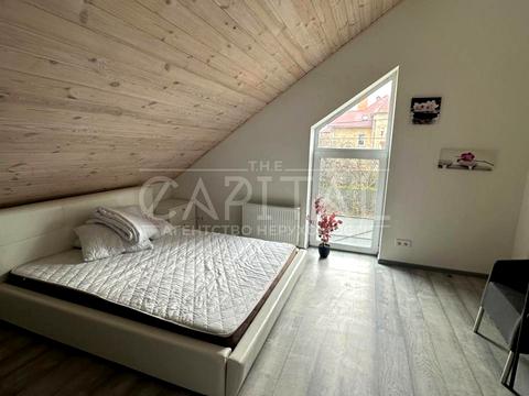 комерційна за адресою Садова вул., 5