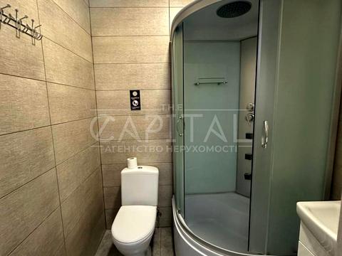 комерційна за адресою Садова вул., 5