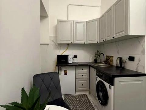 квартира за адресою Пекарська вул., 25