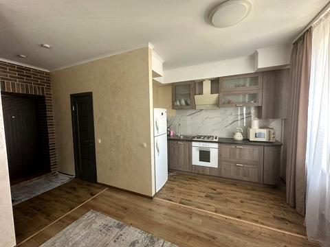 квартира за адресою Листопадова вул., 1