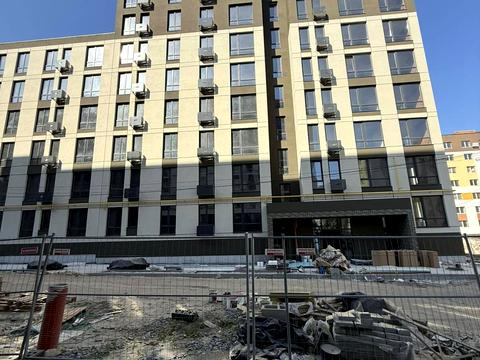 квартира за адресою Героїв Майдану вул., (Будинок 4)