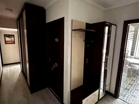 квартира за адресою Академіка Булаховського вул., 38