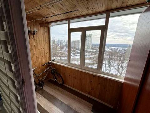 квартира за адресою Академіка Булаховського вул., 38