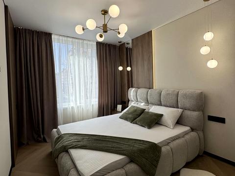 квартира по адресу Степана Бандеры ул., (Будинок 4)