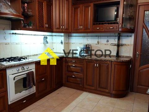 квартира по адресу Баяна ул., 8