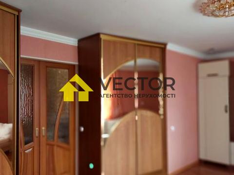 квартира по адресу Баяна ул., 8