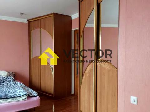 квартира по адресу Баяна ул., 8