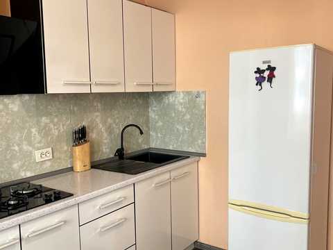 квартира за адресою Боголюбова вул., 8