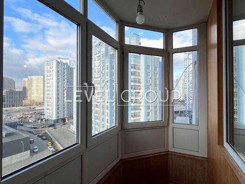 квартира за адресою Миколи Бажана просп., 8-Б