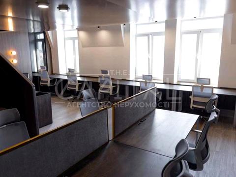 комерційна за адресою Панаса Мирного вул., 8