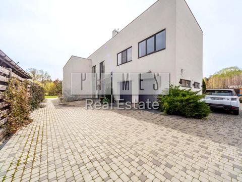 дом по адресу Виноградна