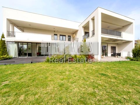 дом по адресу Виноградна