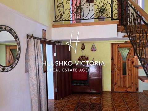 будинок за адресою Зарічна вул.