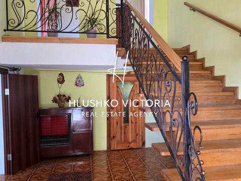 будинок за адресою Зарічна вул.