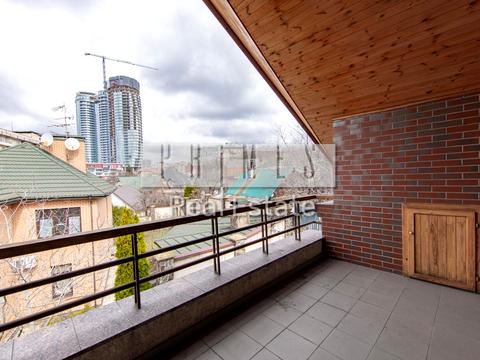 комерційна за адресою Павла Загребельного вул. (Миколи Раєвського), 4А