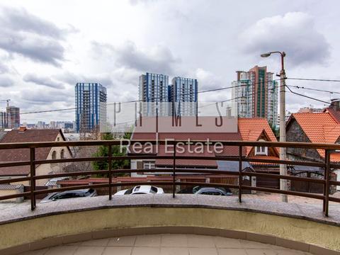 комерційна за адресою Павла Загребельного вул. (Миколи Раєвського), 4А