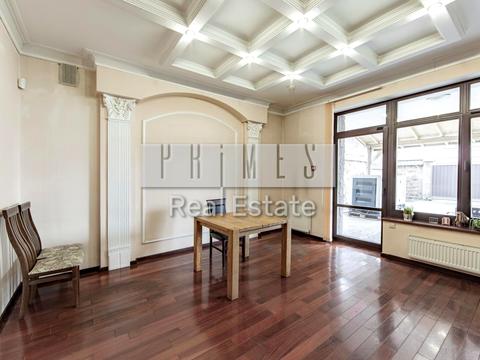 комерційна за адресою Павла Загребельного вул. (Миколи Раєвського), 4А