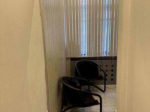 комерційна за адресою Різницька вул., 11