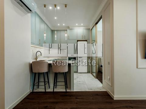 квартира за адресою Андрія Верхогляда вул. (Михайла Драгомирова), 14-А