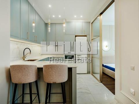 квартира за адресою Андрія Верхогляда вул. (Михайла Драгомирова), 14-А