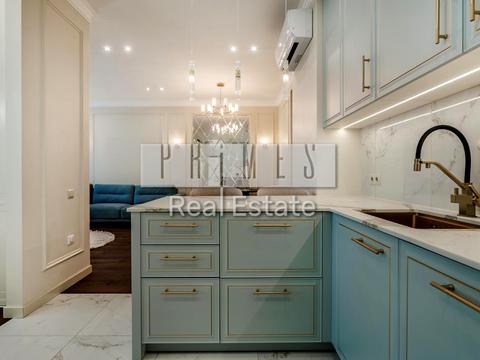 квартира за адресою Андрія Верхогляда вул. (Михайла Драгомирова), 14-А